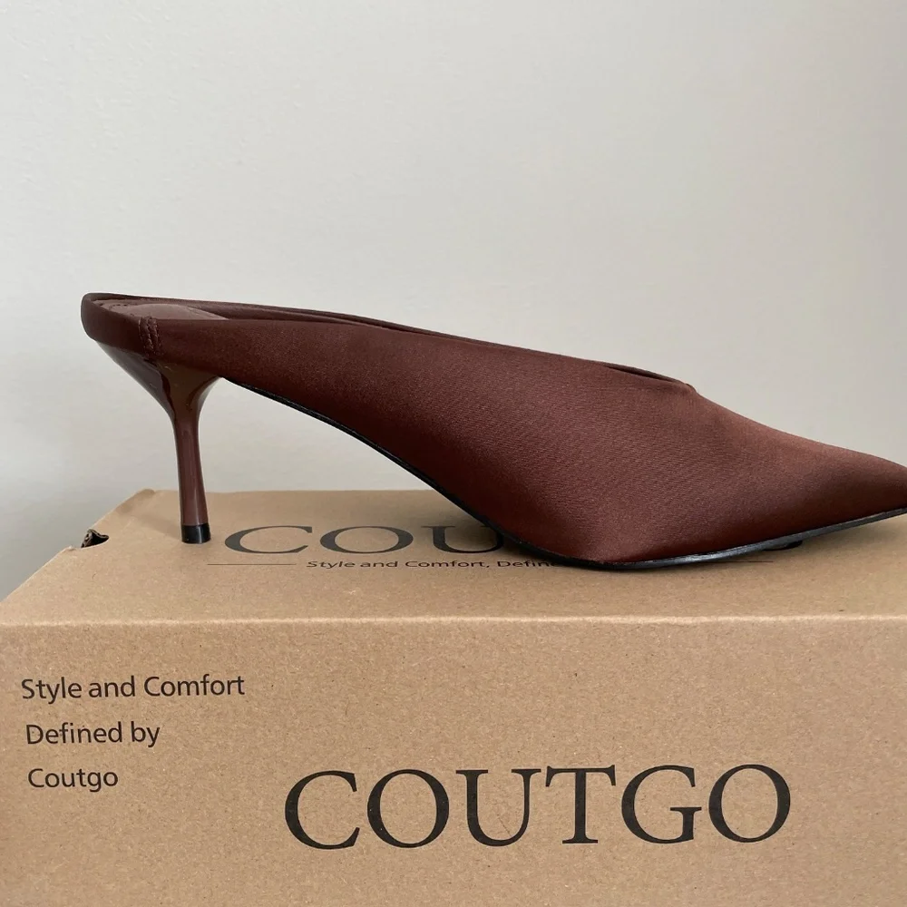 NIB Kitten Heel Mules - Picture 2 of 6